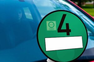 Wie Sie Ihre Umweltplakette für Euro 4 Fahrzeuge erhalten