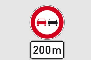 Worauf weisen diese Verkehrszeichen hin?